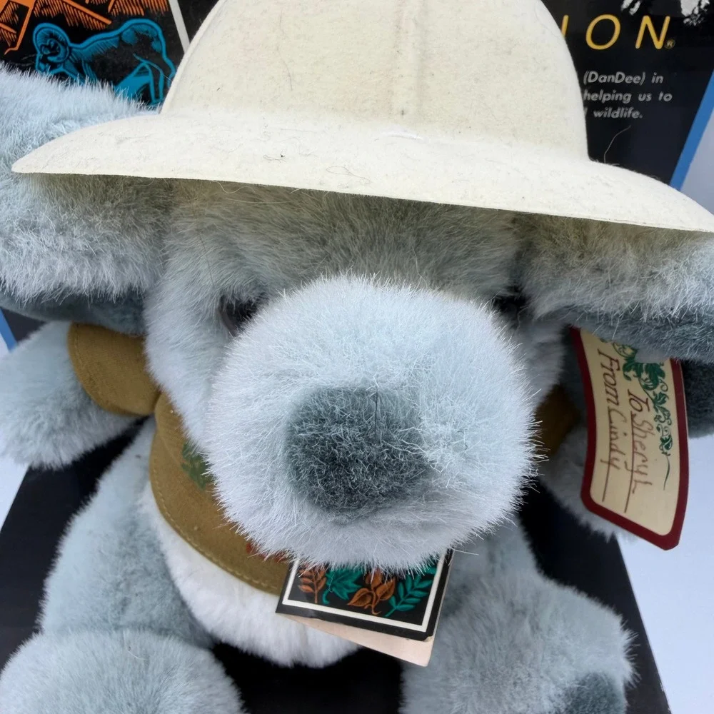 Vintage Dan Dee National Wildlife Federation Elephant Plush Safari Hat Shirt New